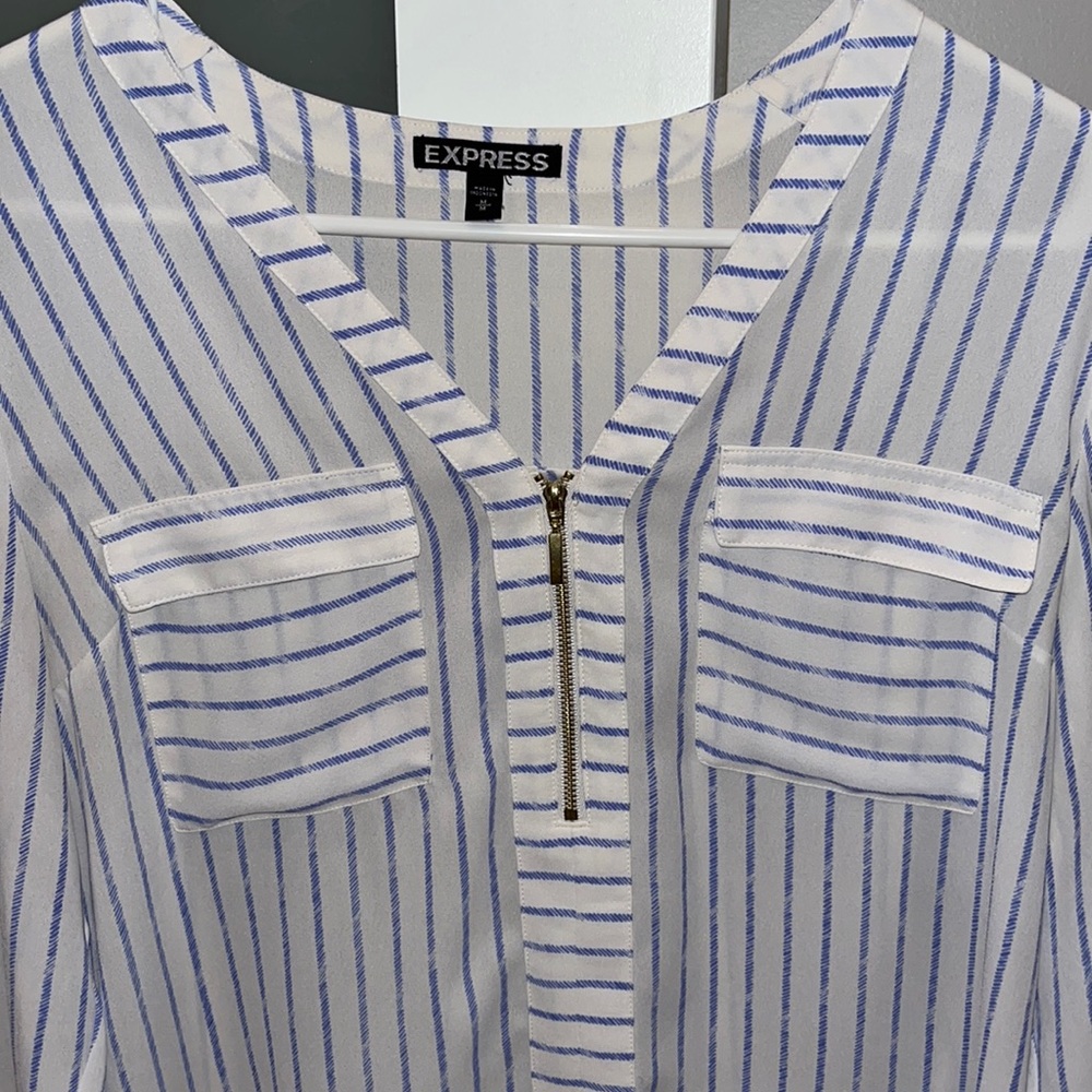Express Top - Picture 2 of 5